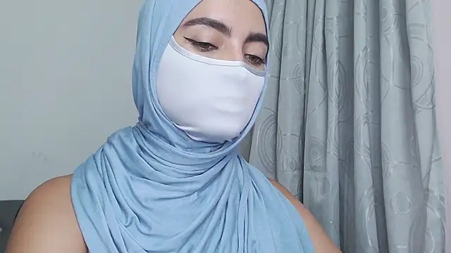 jade_nassar (F young) - doggy style squirt