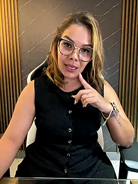 KellyBrooklyn_ webcam