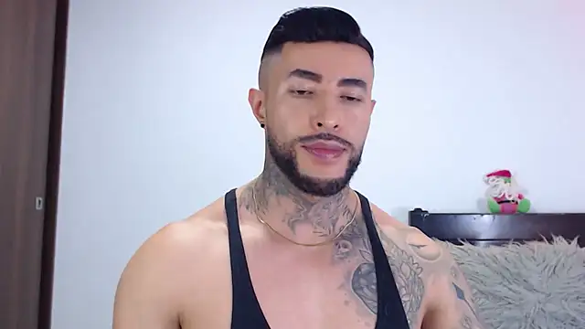 andrea_de_lucaa webcam