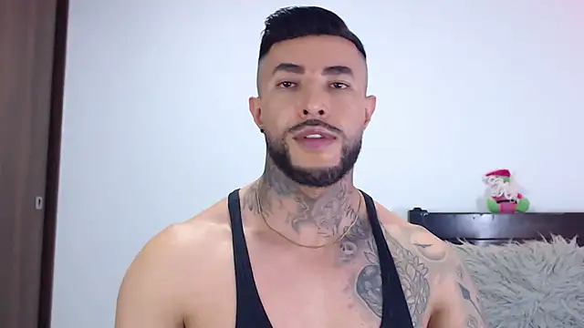 andrea_de_lucaa webcam