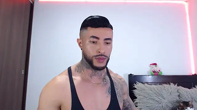 andrea_de_lucaa webcam