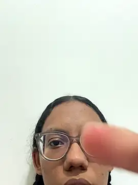 Webcam Model (Curly_lily)  is live.Free join now!