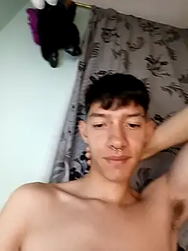 heyy_noah11 - Heyy_noah11's free webcam - UK Sex Cams