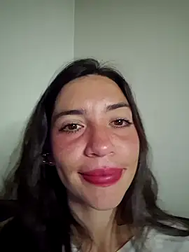 Webcam Model (loveuu-bae) is live