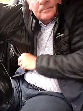 stiffandlubed@xh webcam