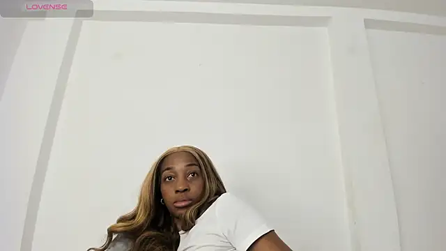 Ebony Danik (Ebony_danik)