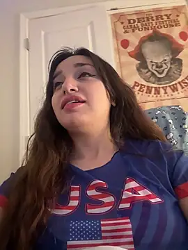 CharmingMaddie webcam