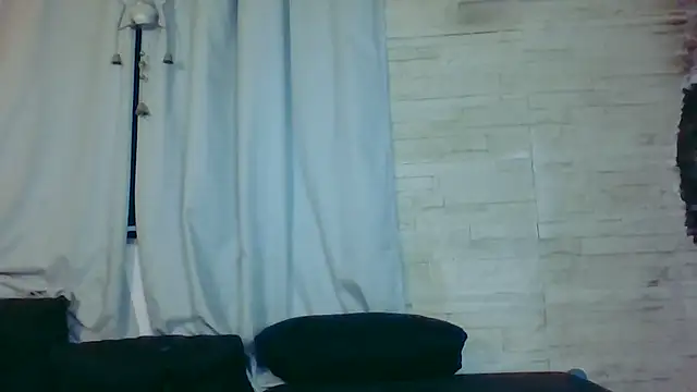 DevilsAngel13 webcam