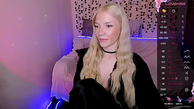 AnyaTaylor_ webcam