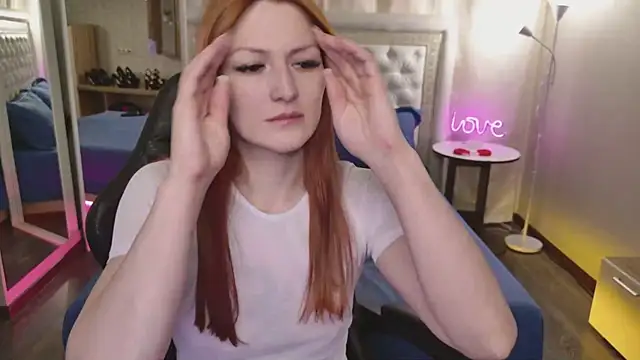 Alice_on_fire webcam