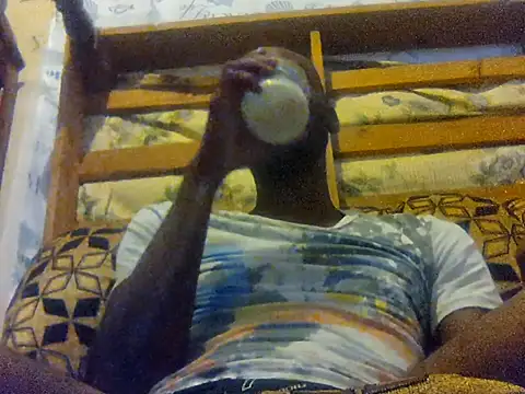 LookingLover34 webcam