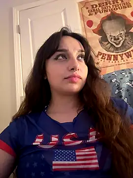 CharmingMaddie webcam