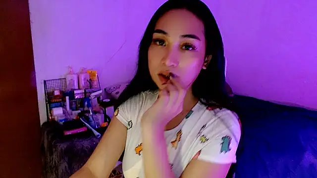 SweetLilly_18 webcam