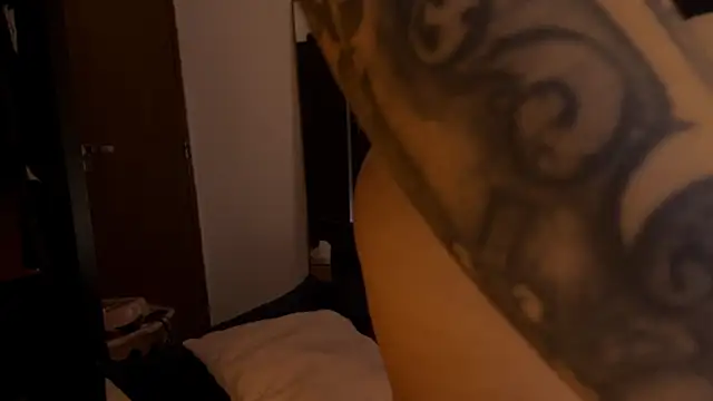 MuseTatted webcam
