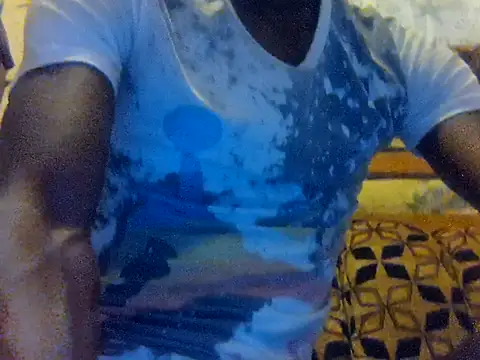 LookingLover34 webcam