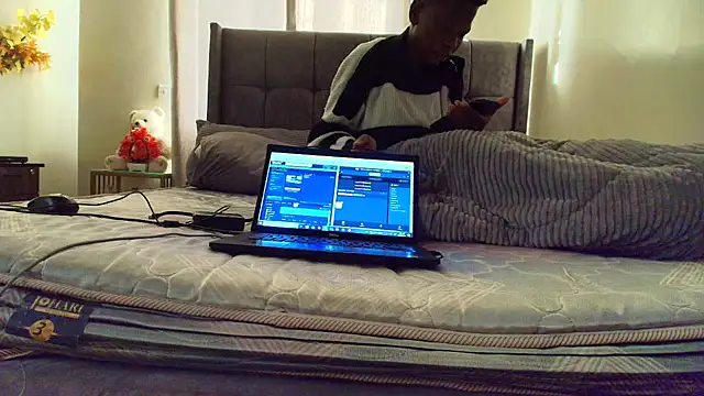 freak_naughty_slut webcam