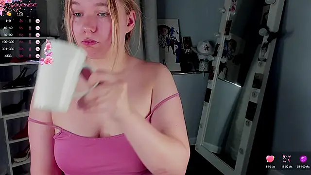 Rebecca_Kelly webcam