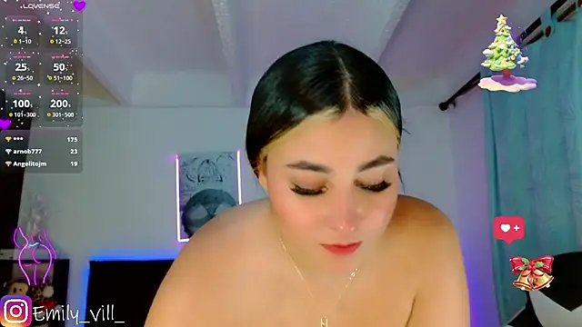 Emily_vill webcam