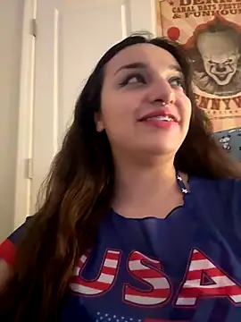 CharmingMaddie webcam