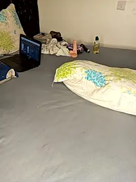 firewaist (Ask my age) - Anul in pvt