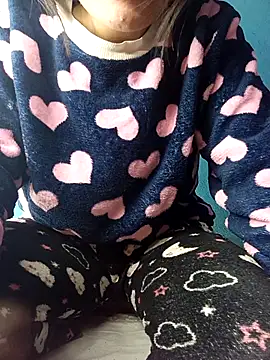 Webcam Model (Saniya76) is live