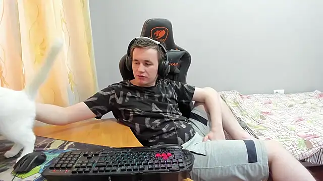 iliaskrislove webcam