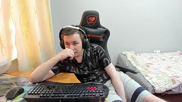 iliaskrislove webcam