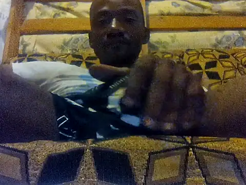 LookingLover34 webcam