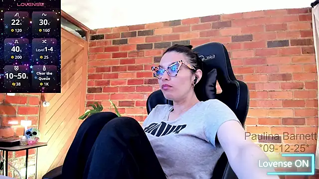 paulinabarnett- - Paulinabarnett-'s free webcam - UK Sex Cams