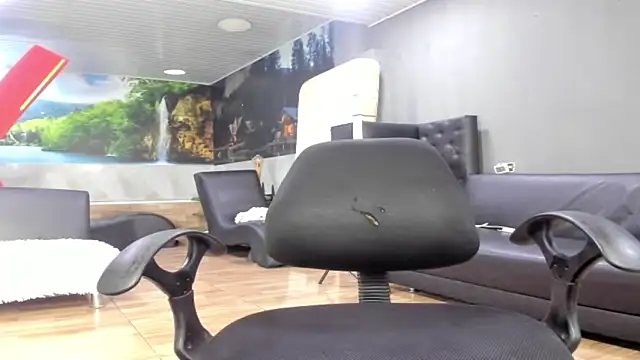 Zakura_hot_25 webcam