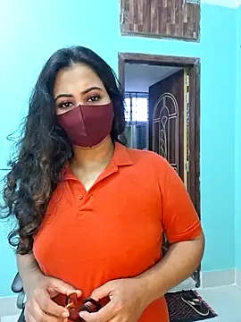 Webcam Model (Bristy-) is live