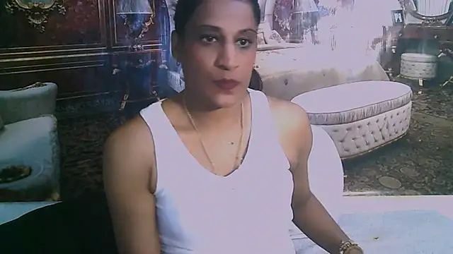 IndianSexcSmyle webcam