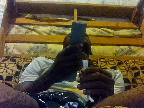 LookingLover34 webcam