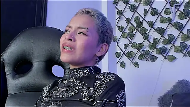 anny_kiitty - Anny_Kiitty's free webcam