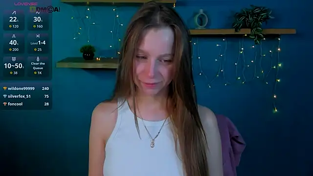 esme_moore_ - Esme_moore_'s free webcam - UK Sex Cams