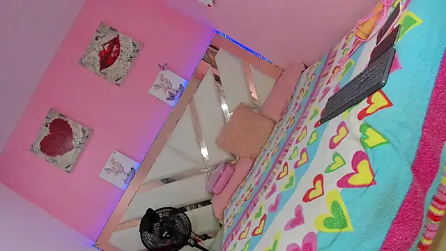 ashley_alexa (T teen) - 🙌👏fulfill my dream this Christmas👏🙌