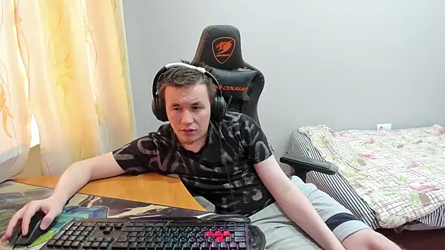 iliaskrislove webcam