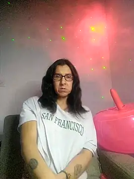 Cameron_puppy webcam