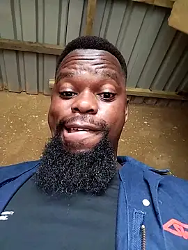 Chocolate_factory_man webcam