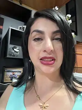 LlianneDiamond1 webcam