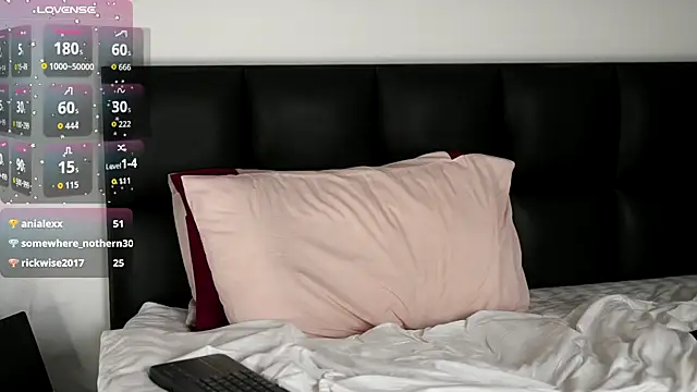 Jonathan___123 webcam