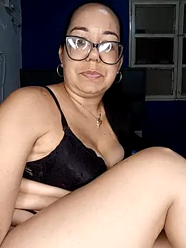 Webcam Model (MilfTentasion)  is live.Free join now!