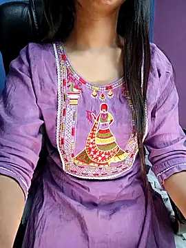 Webcam Model (Aditi_1) is live