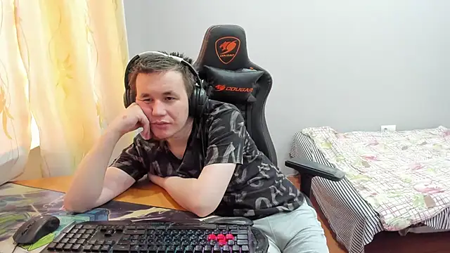 iliaskrislove webcam