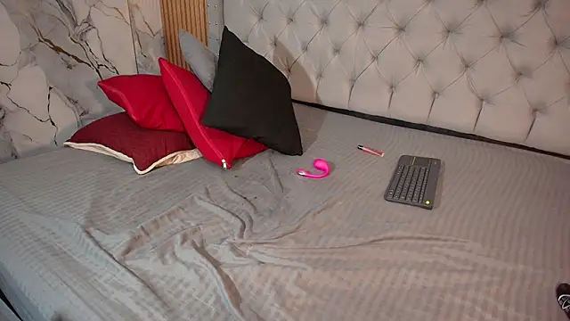 scarlett_diaz17 - Scarlett_diaz17's free webcam - UK Sex Cams