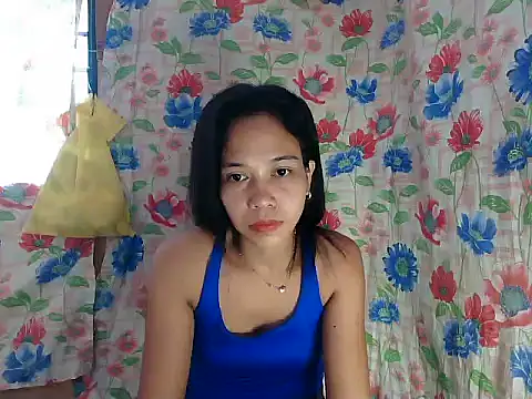 PinaySkinnyGirl webcam