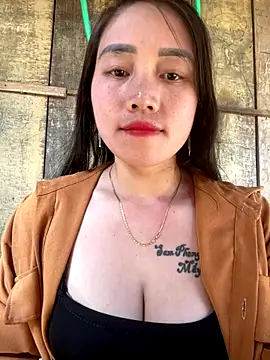 chipp-bong - Chipp-bong's free webcam