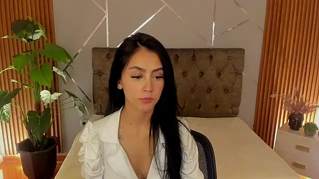coralinnee_ - Coralinnee_'s free webcam - UK Sex Cams
