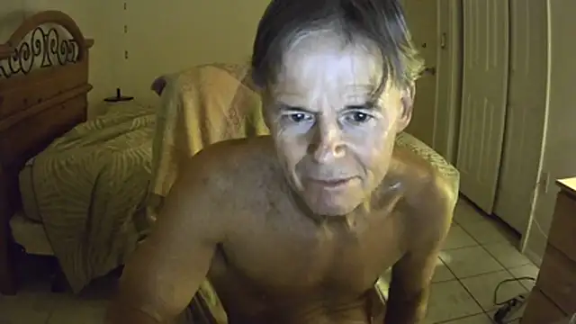 nakeedcowboi65 webcam