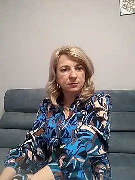 ahlyssalove1155 - AhlyssaLove1155's free webcam - UK Sex Cams